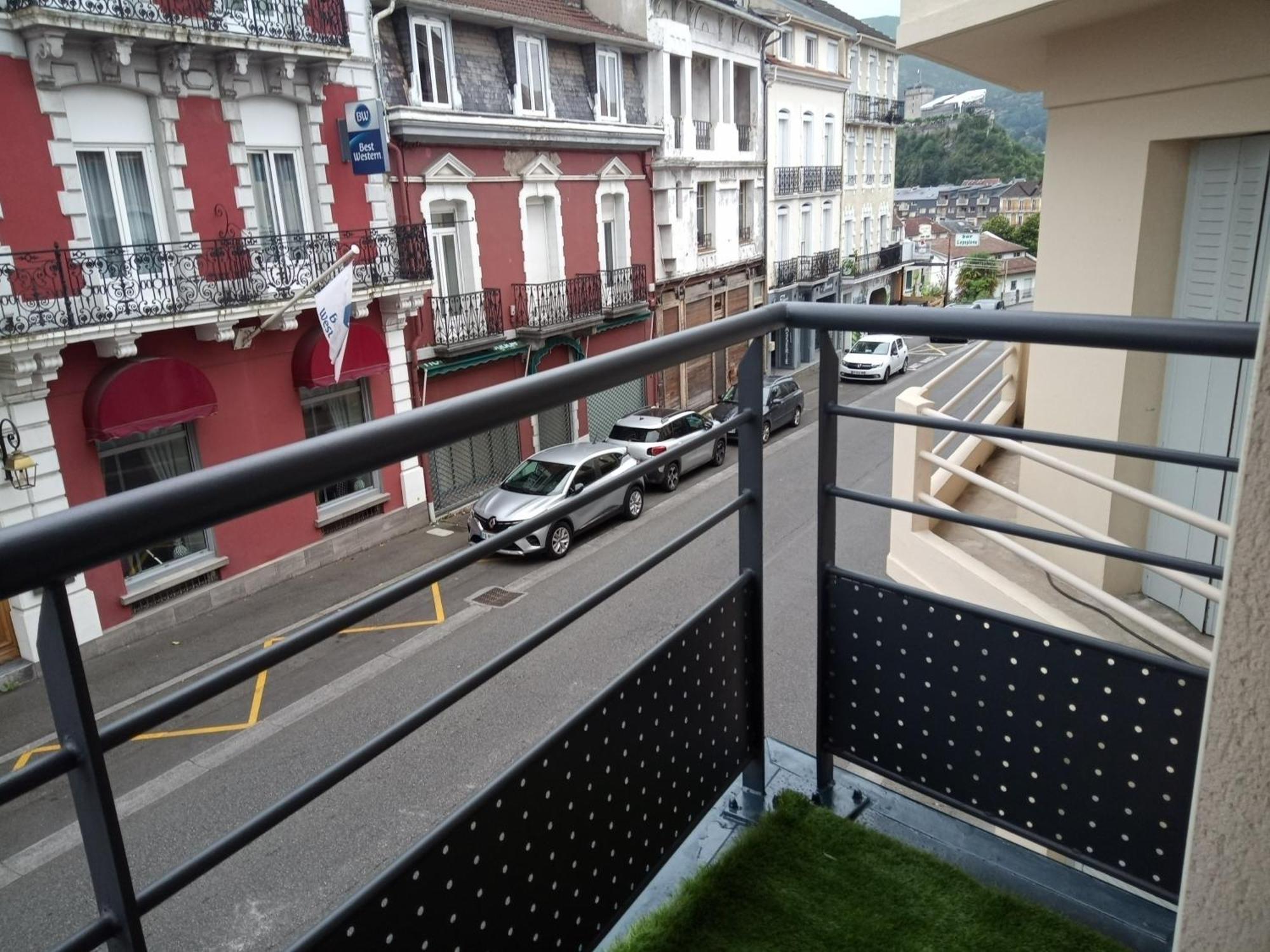 Agreable Studio Familial A Lourdes, Proche Gare ภายนอก รูปภาพ