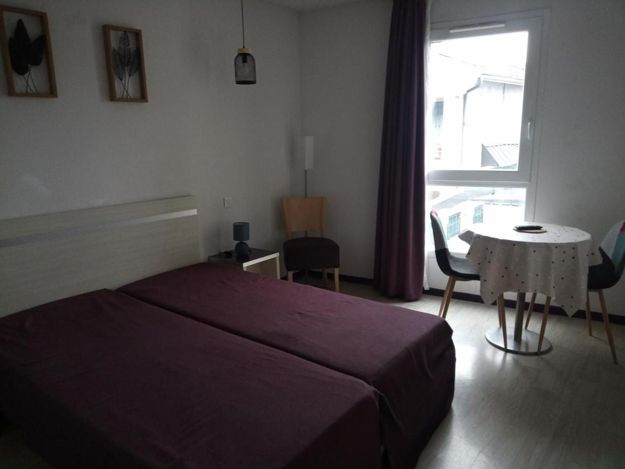 Agreable Studio Familial A Lourdes, Proche Gare ภายนอก รูปภาพ
